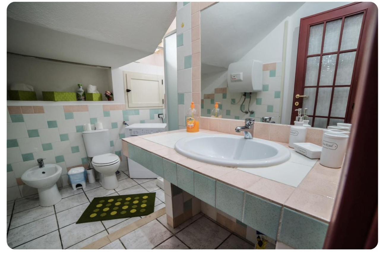 Casa Particular - Casa Vacanze - By Faendho Porto Torres Exterior photo